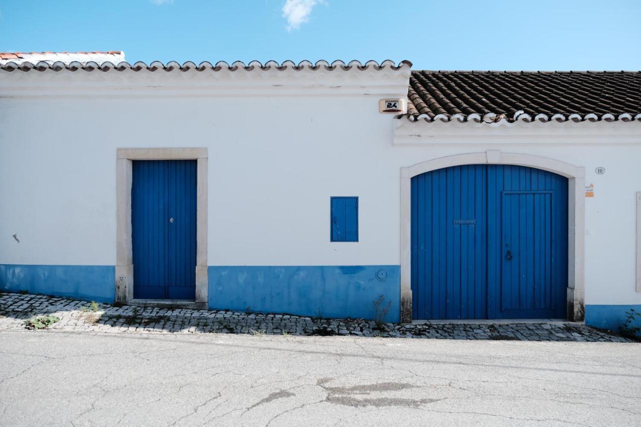 Azoia 10 - Hostel & Casas De Campo Azoia de Baixo エクステリア 写真